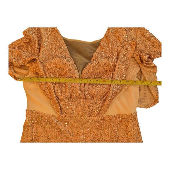 Chicwish | Cape Sleeve Mesh Insert Sequined Gown | Champagne | XXL - Picture 9 of 14